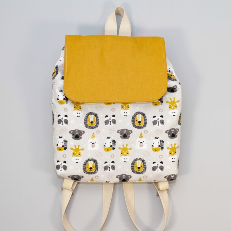 Mochila-infantil-animales-gris.jpg