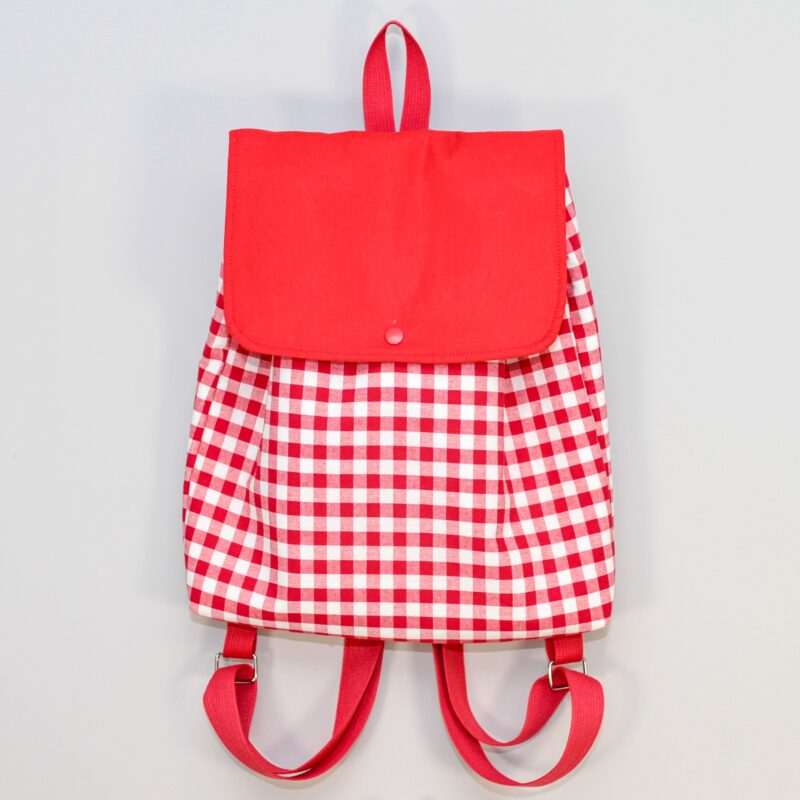 Mochila-infantil-vichy-rojo-1.jpg